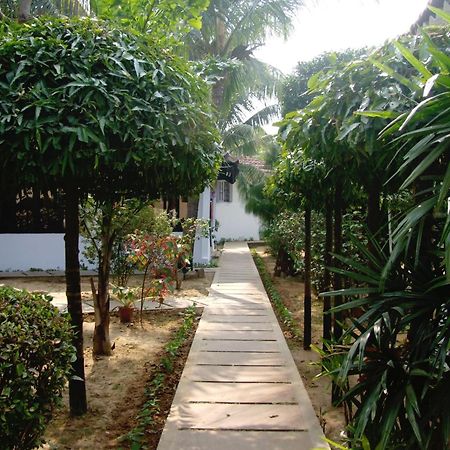 בולפור Chhuti Holiday Resort מראה חיצוני תמונה