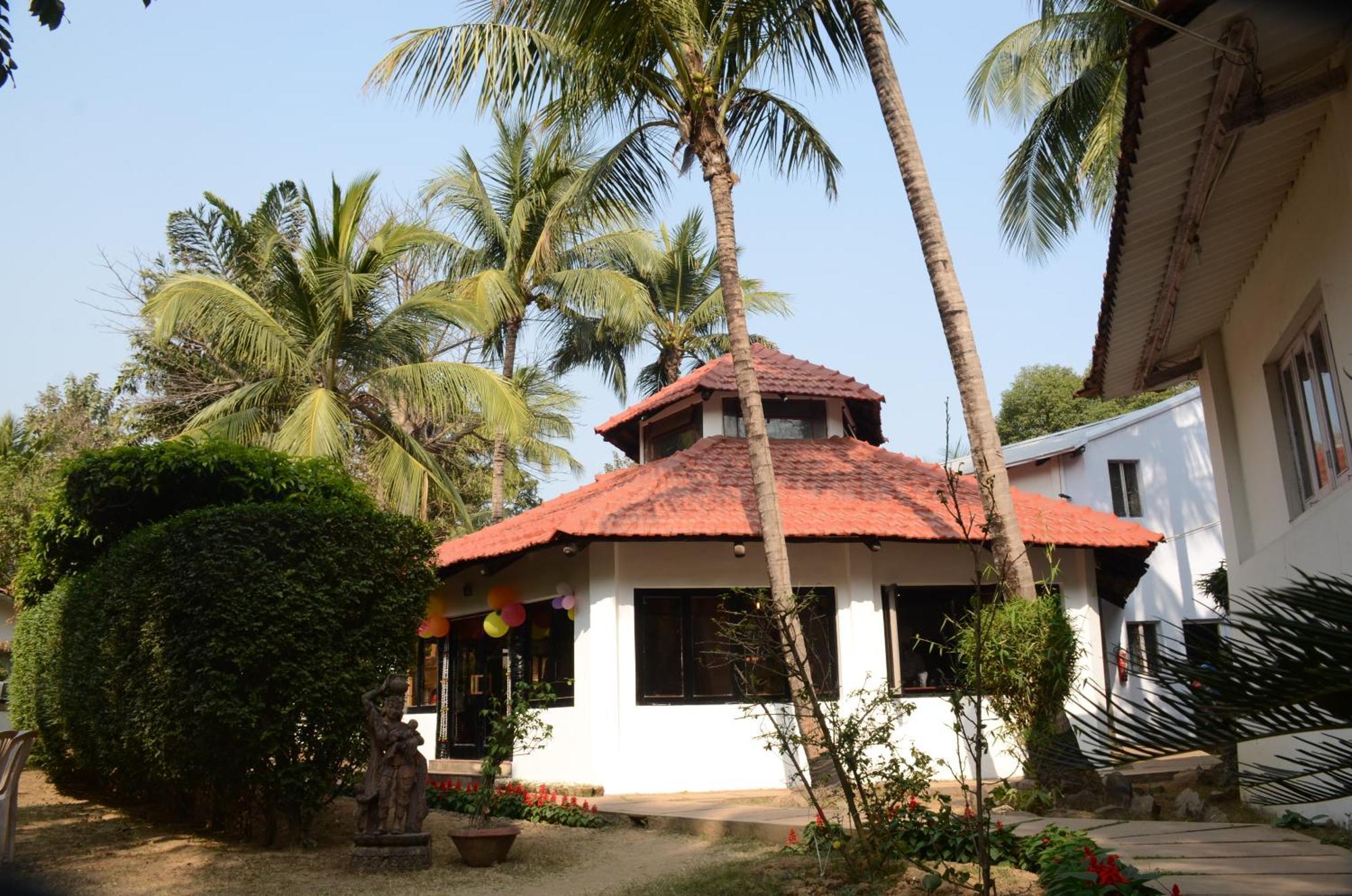 בולפור Chhuti Holiday Resort מראה חיצוני תמונה